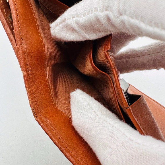 Dior Vintage Leather Wallet - Picture 5 of 9